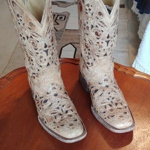 Corral vintage square toe cowboy boots